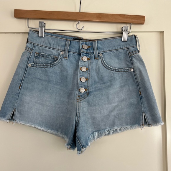 Veronica Beard Jean Shorts - Picture 1 of 4